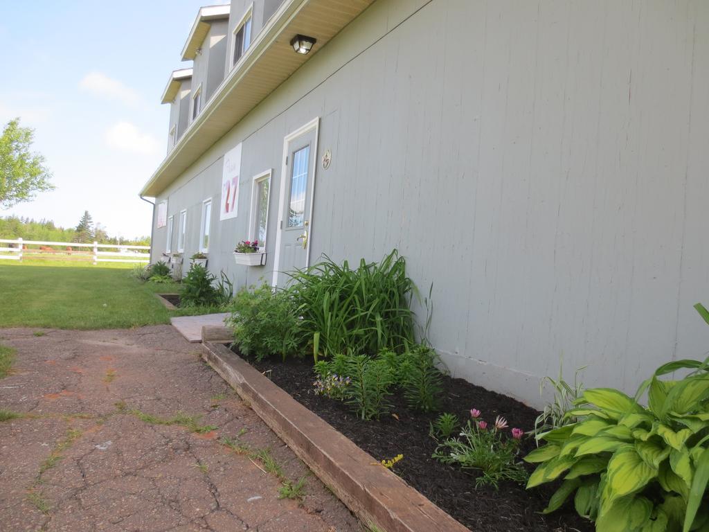 Brackley Beach Hostel Экстерьер фото